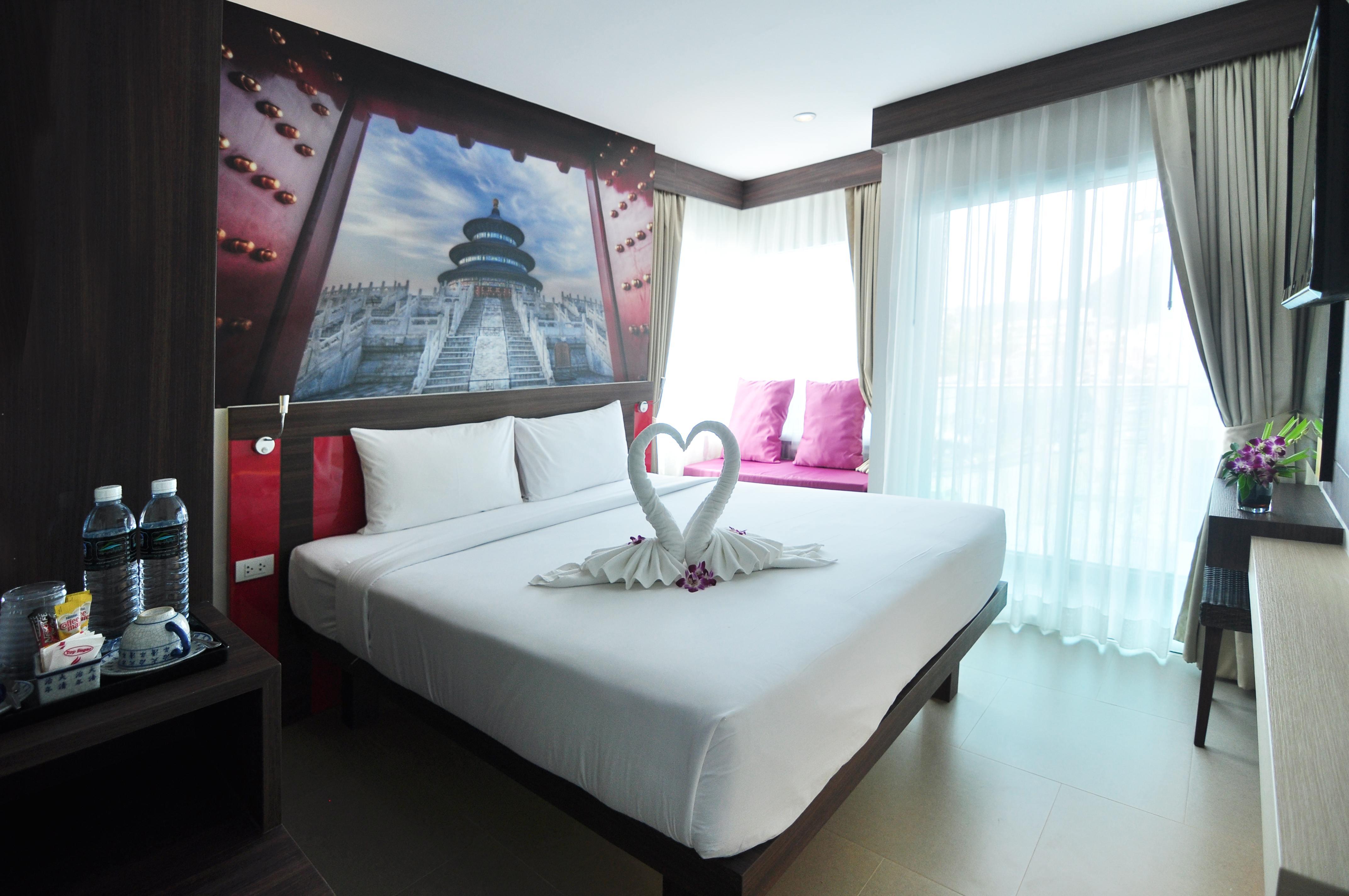 The Aim Patong Hotel Екстер'єр фото