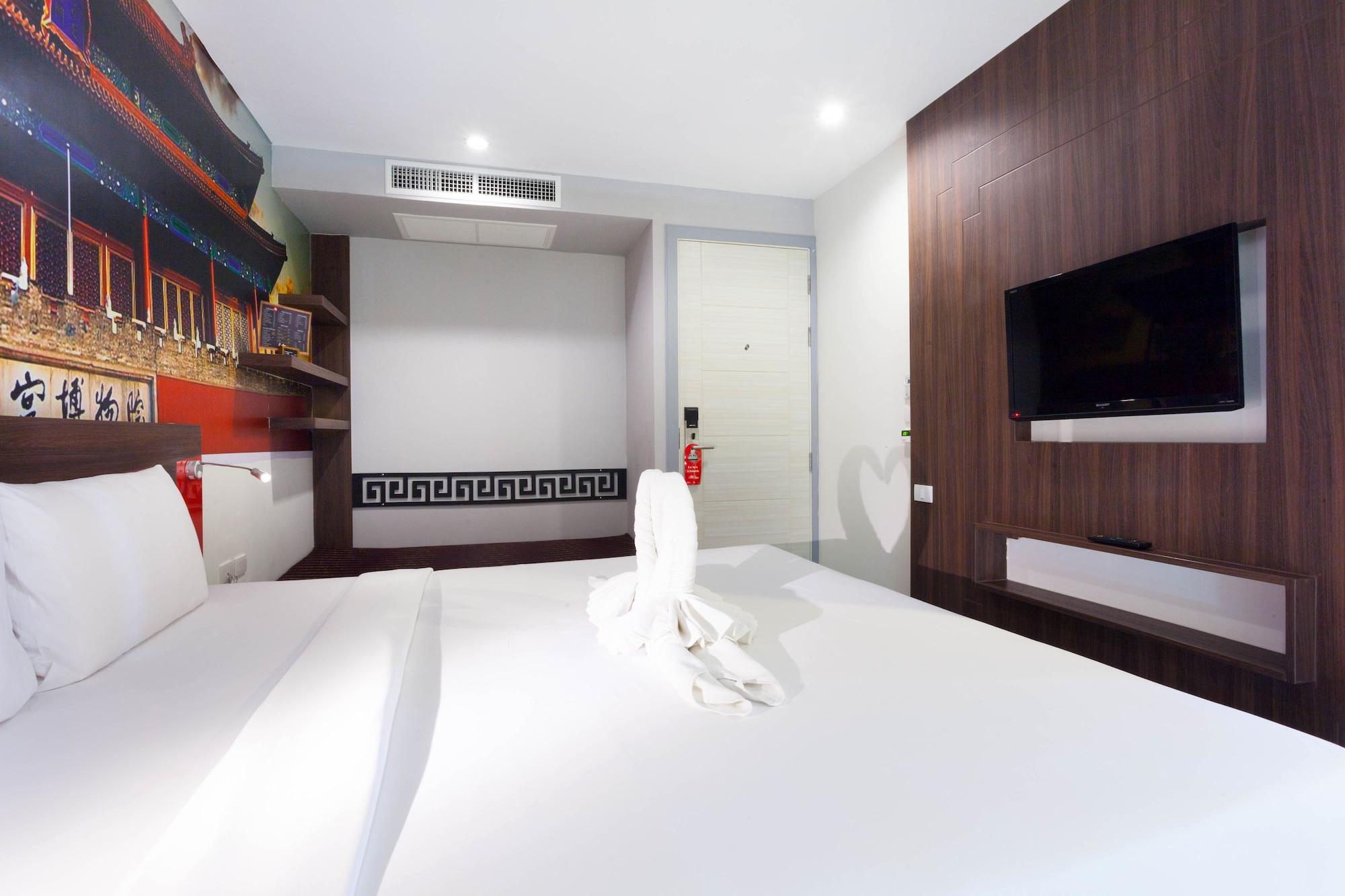 The Aim Patong Hotel Екстер'єр фото